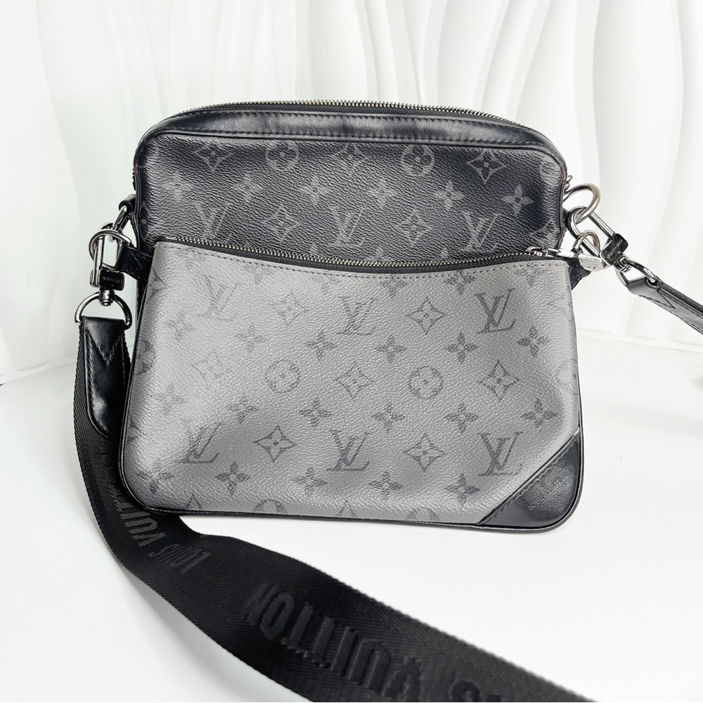 LOUIS VUITTON Shoulder Bag M69443 Monogram Eclipse Trio Messenger used